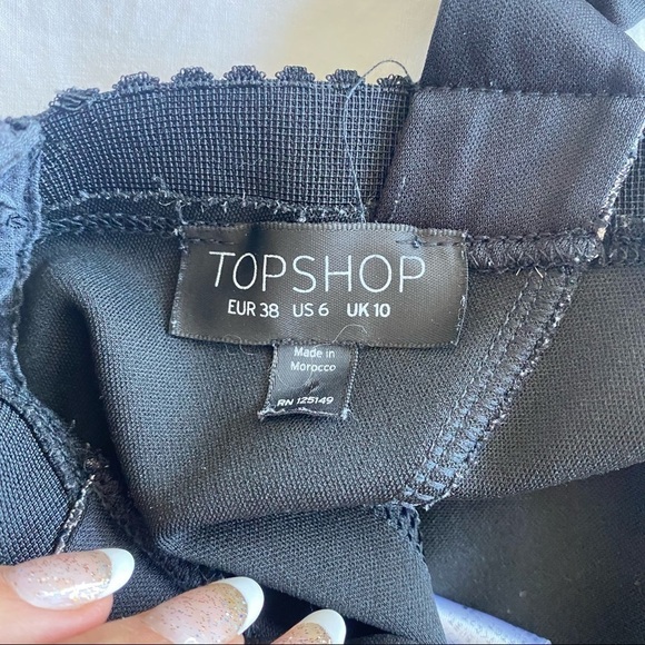 ⛄️ TopShop Patterned Crop Top​​​​​ - Picture 5 of 5